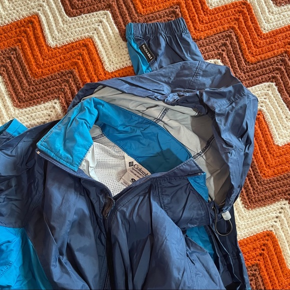 Packable Columbia Shell NWOT - Picture 6 of 7